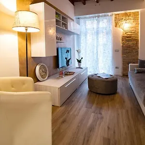 Carrara Deluxe Apartament Bergamo